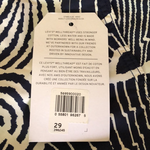 Men Levi’s board shorts - Picture 4 of 5